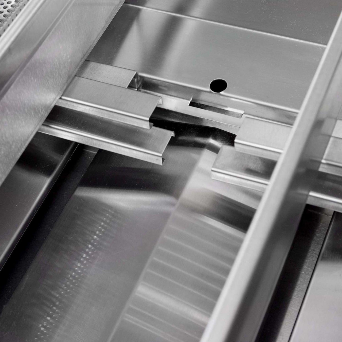 Blaze 32 in. Premium LTE 4-Burner Built-In Natural Gas Grill, BLZ-4LTE2-NG