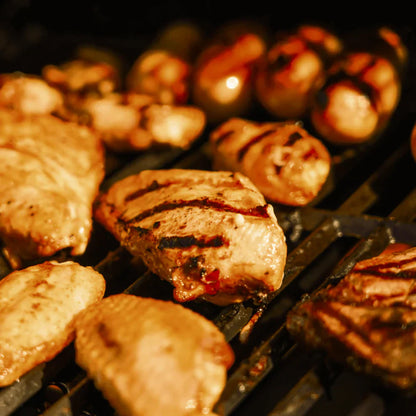 Monument Grills Mesa 425 Series | 4 Burner Propane Gas Grill in Black