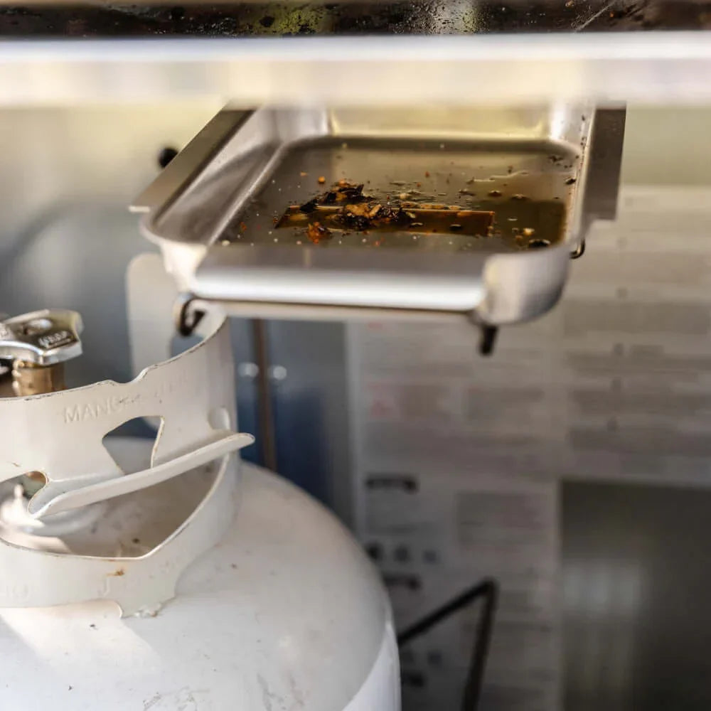 Monument Grills Mesa 325 Series | 3 Burner Propane Gas Grill in Black