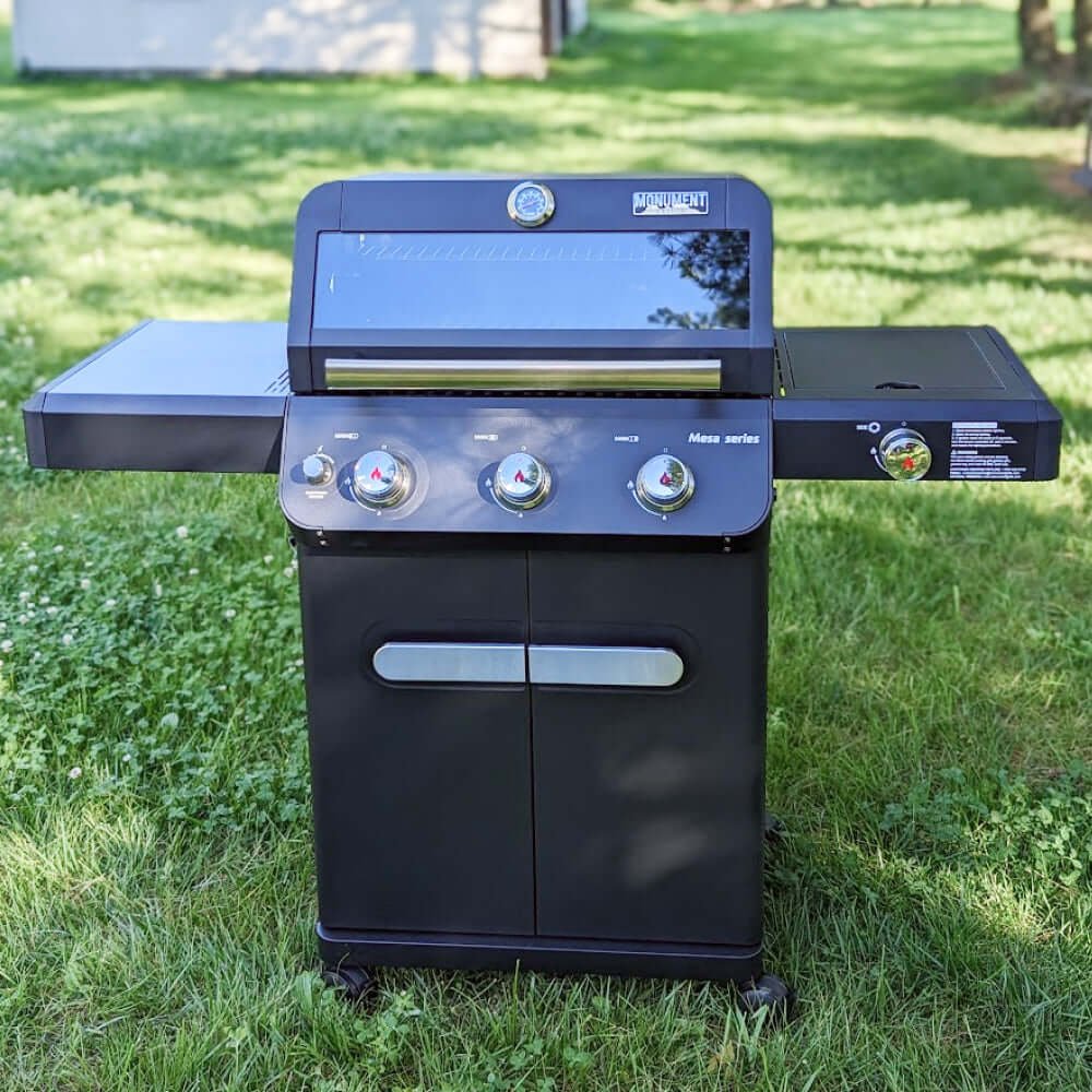 Monument Grills Mesa 325 Series | 3 Burner Propane Gas Grill in Black