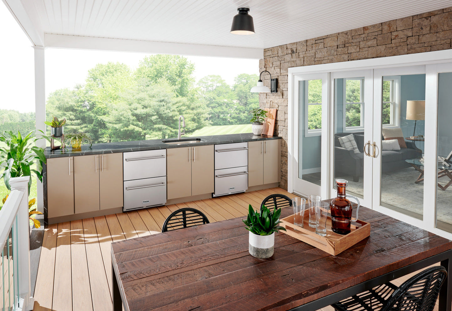 THOR Kitchen 24" Indoor or Outdoor Professional Freezer Drawer, TRZ24U